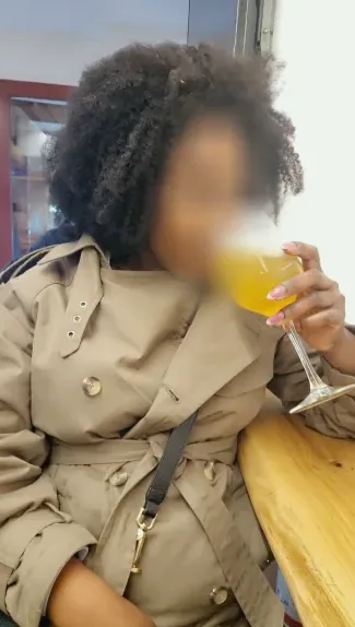 Amina, 35