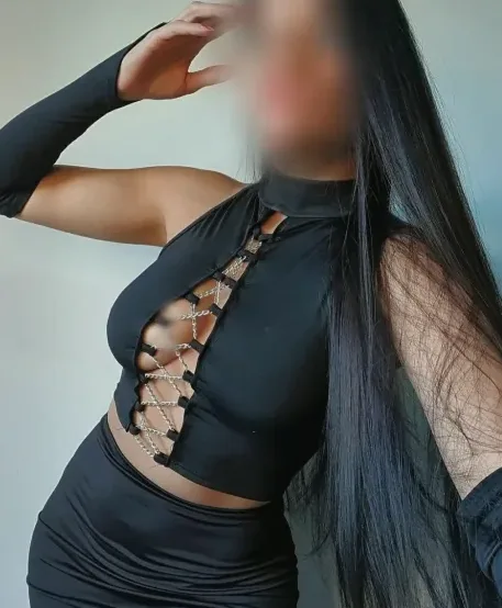 Camilla, 22