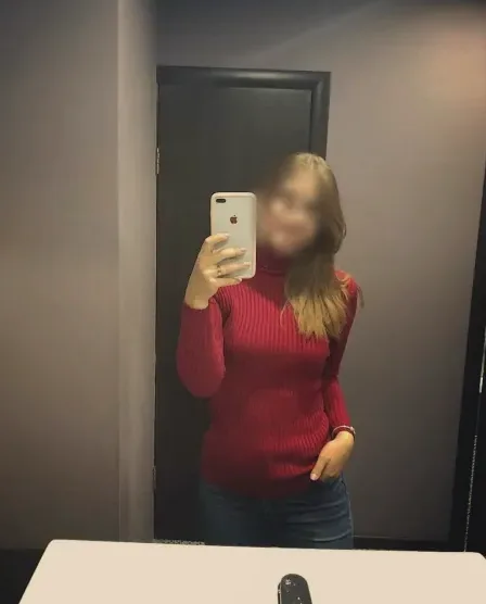 Katrine, 32
