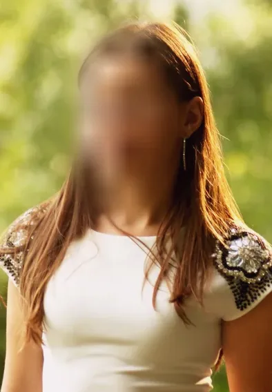Mariam, 35