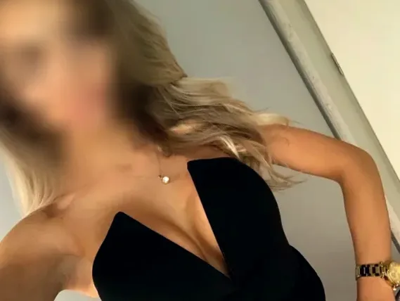 Yasmin, 30