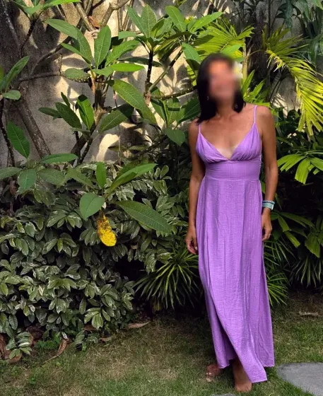 Zeynep, 35